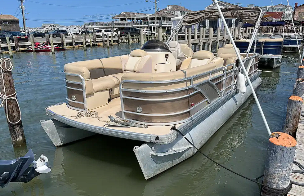 Реєстрація, виключення судна з Суднового реєстру України